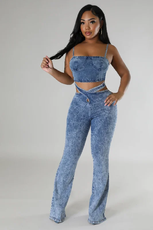 Iconic women’s outfits that never go out of style   Tie Me Up Denim Jeans