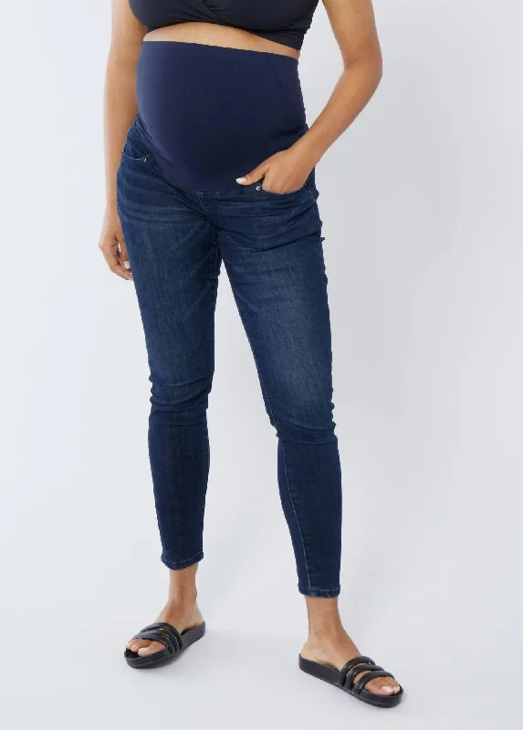 Versatile fashion for every type of woman   Skinny Jeans Ft. Crossover Panel In Indigo