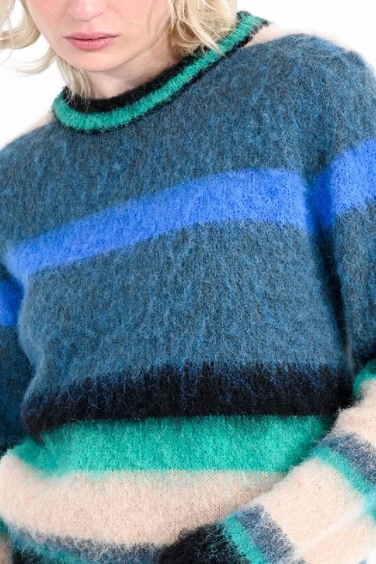 Women’s clothing that fits your personality and style   Lili Sidonio Striped Knitted Sweater